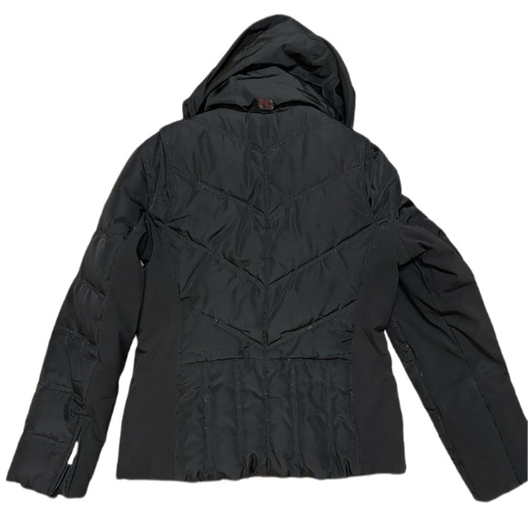 Women’s Winter Coat - Picture 2 of 9